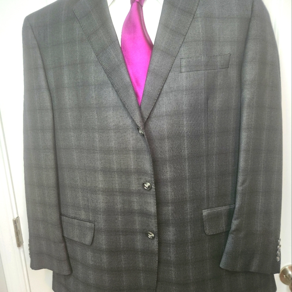 Gray Plaid Men's Sean John Suit (shirt and tie not included)